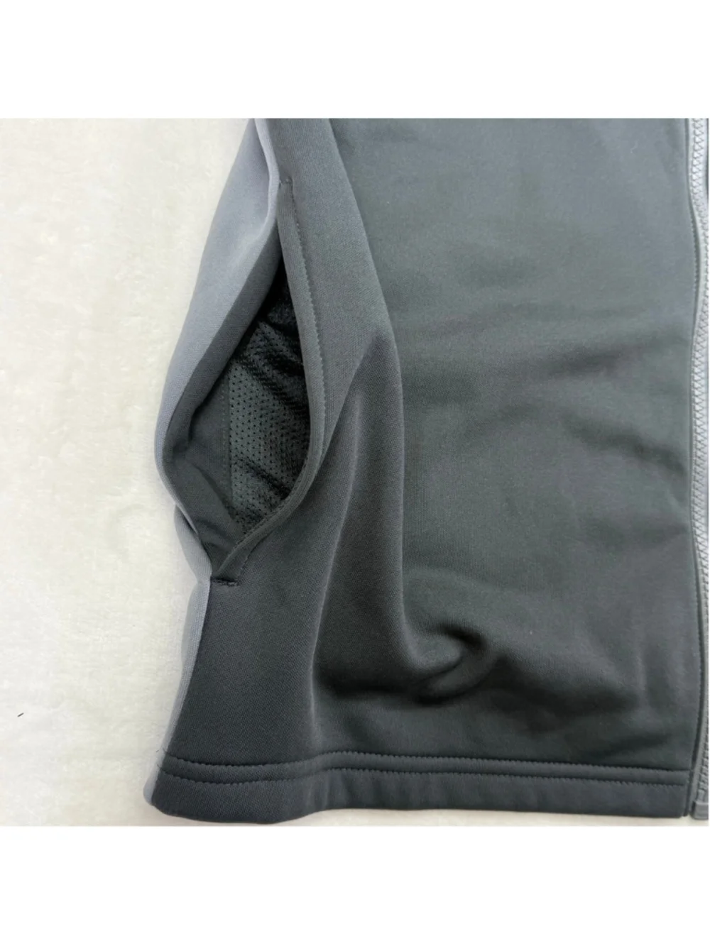 Boys Nike Gray Black Full Zip Track Jacket XL